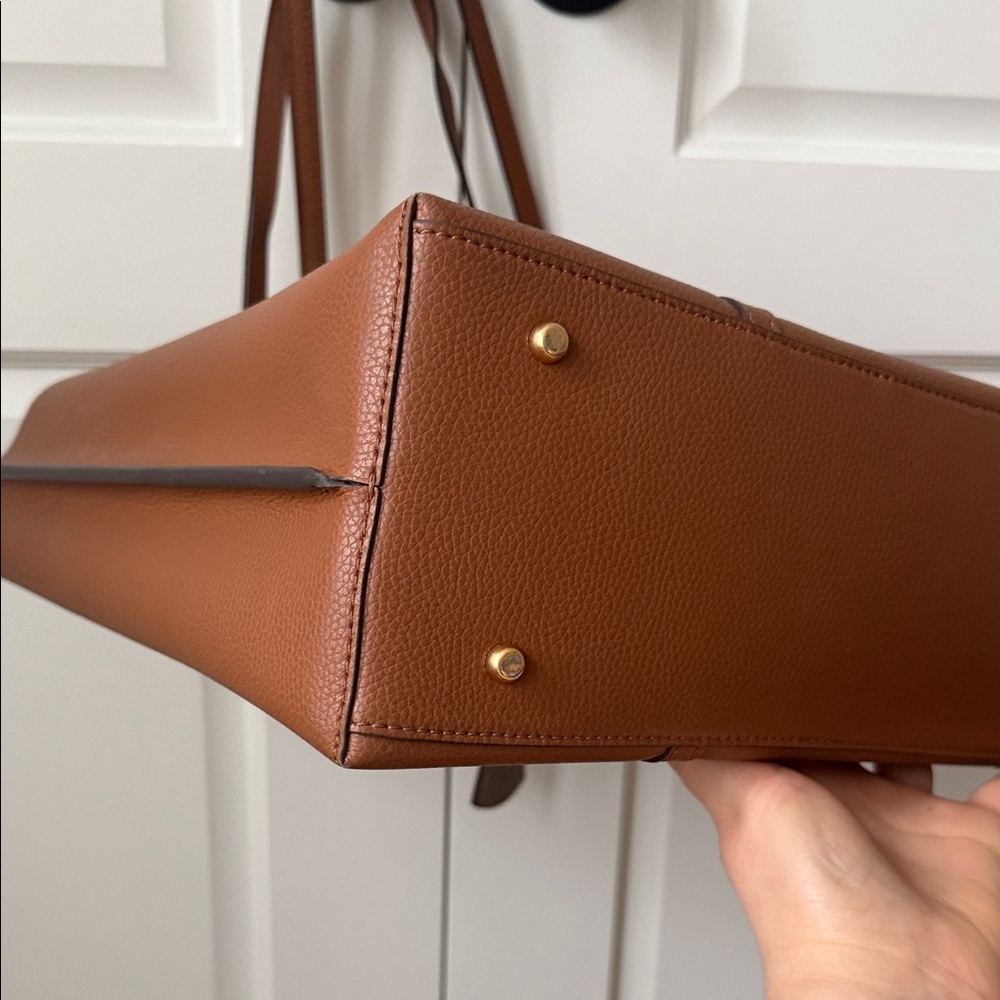 Tory Burch Tan Leather Perry Tote - Picture 4 of 11